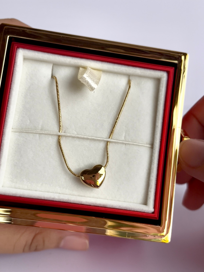 Eternal Rose Box w/ Heart Necklace