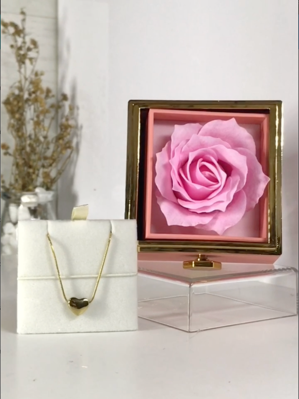 Eternal Rose Box w/ Heart Necklace
