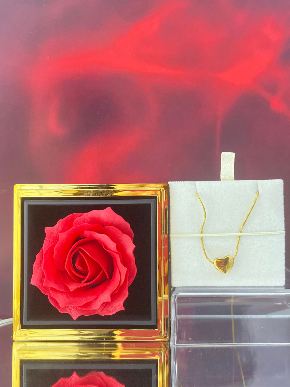 Eternal Rose Box w/ Heart Necklace